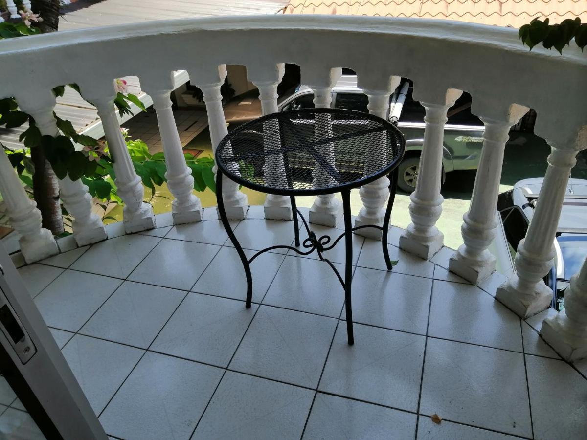 Hotel Malinche Quepos Dış mekan fotoğraf