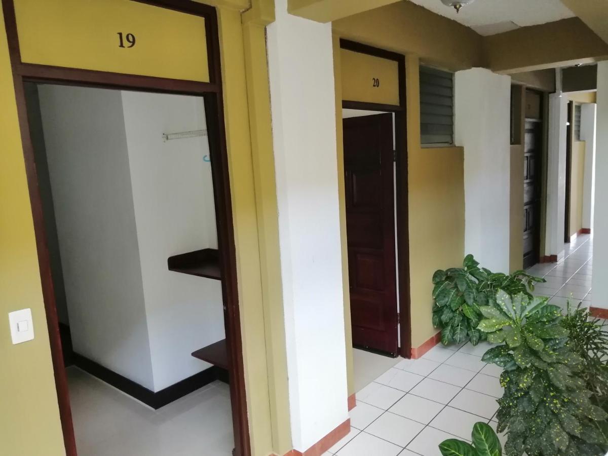 Hotel Malinche Quepos Dış mekan fotoğraf