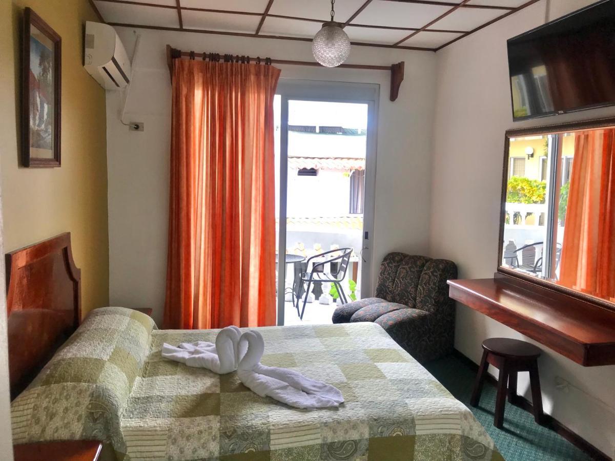 Hotel Malinche Quepos Dış mekan fotoğraf